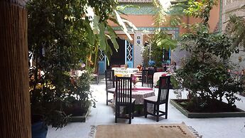 Riad Carole