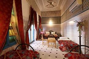 Riad Carole