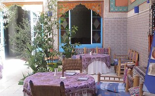 Riad Carole