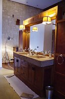 Demeure Des Huiles Précieuses