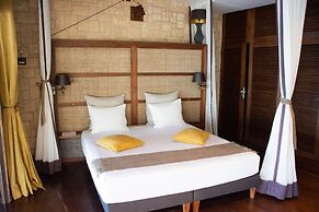 Demeure Des Huiles Précieuses