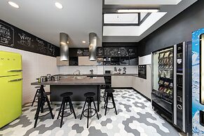 The RomeHello - Hostel