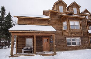 Sugarloaf Inn