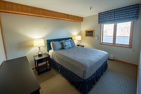Sugarloaf Inn