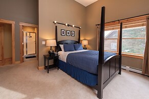 Sugarloaf Inn