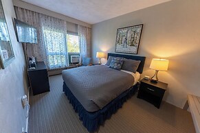 Sugarloaf Inn