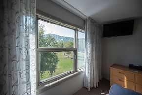 Sugarloaf Inn