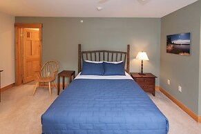 Sugarloaf Inn