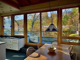 Sugarloaf Inn