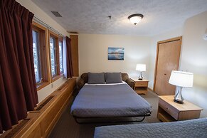 Sugarloaf Inn