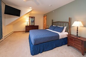 Sugarloaf Inn