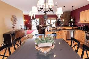 Sugarloaf Inn