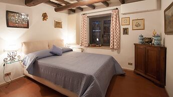 Rental in Rome Arco Ciambella Loft