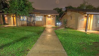 Pirayu Hotel & Resort