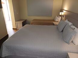 Pirayu Hotel & Resort