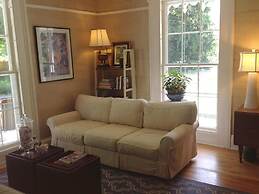 Dream House Country Inn