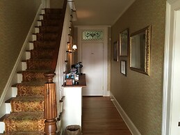 Dream House Country Inn