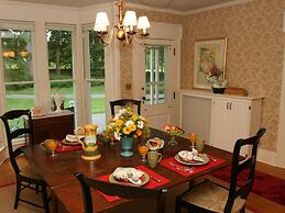 Dream House Country Inn