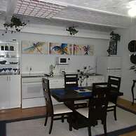 Casita Montana Hotel and Suites