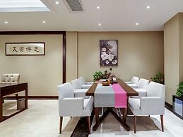 ibis Styles Nanjing Qilin Gate Hotel