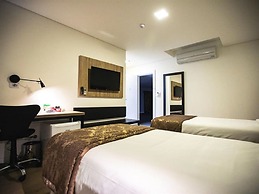 Hotel Transamerica Maringá