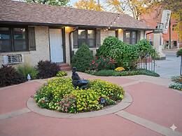 The Crest Motel in Colorful Colorado