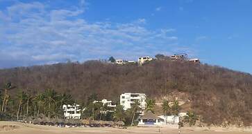 Spectacular Condo With Ocean View By SAMOTOGO Group