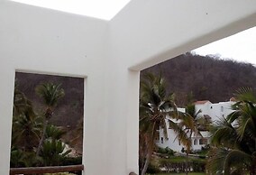 Spectacular Condo With Ocean View By SAMOTOGO Group