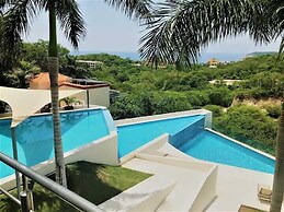 Villas Paraiso Main House