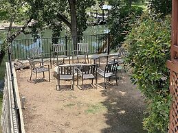 Texas River Haus LD1683