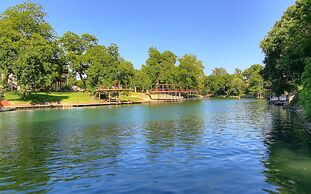 Texas River Haus LD1683