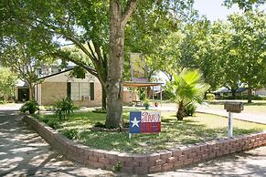 Texas River Haus LD1683