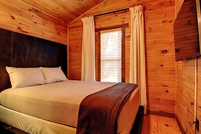 The Hideout 5 Bedroom Home by RedAwning