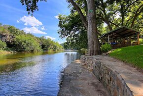 The Hideout 5 Bedroom Home by RedAwning