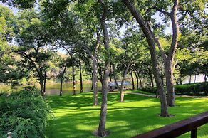 The Hideout 5 Bedroom Home by RedAwning