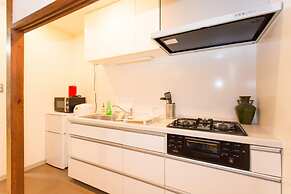 Taisho Terraced House