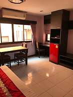 Zip Lounge & Apartments