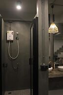 Ekanek Hostel Bangkok - Adults Only