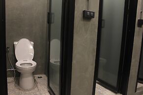 Ekanek Hostel Bangkok - Adults Only