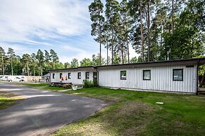 Bromölla Camping & Vandrarhem - Hostel