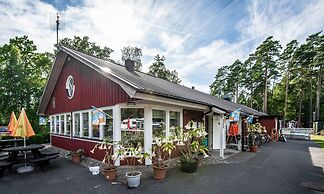 Bromölla Camping & Vandrarhem - Hostel