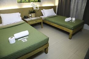 Quoalla Hotel Makati