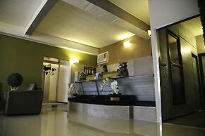 Quoalla Hotel Makati