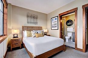 At Base Of Peak 8, Steps From Winter Activities 3 Bedroom Condo by Red