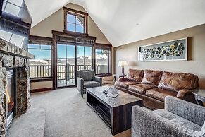 Premier 2br  At The Base Of Peak 7 2 Bedroom Condo by RedAwning
