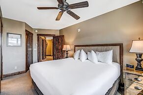 Premier 2br  At The Base Of Peak 7 2 Bedroom Condo by RedAwning
