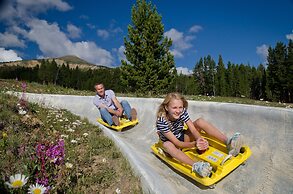 Premier 2br  At The Base Of Peak 7 2 Bedroom Condo by RedAwning