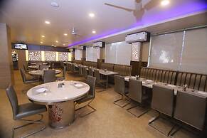 Paradise Ganga - A River Side Hotel