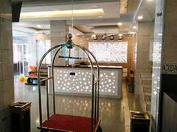 Paradise Ganga - A River Side Hotel