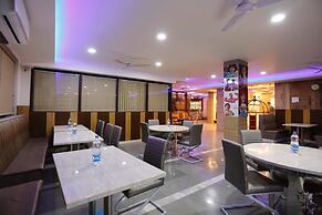 Paradise Ganga - A River Side Hotel